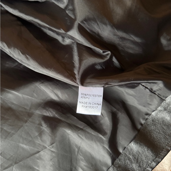 Women’s Black Leather Jacket - Picture 3 of 3